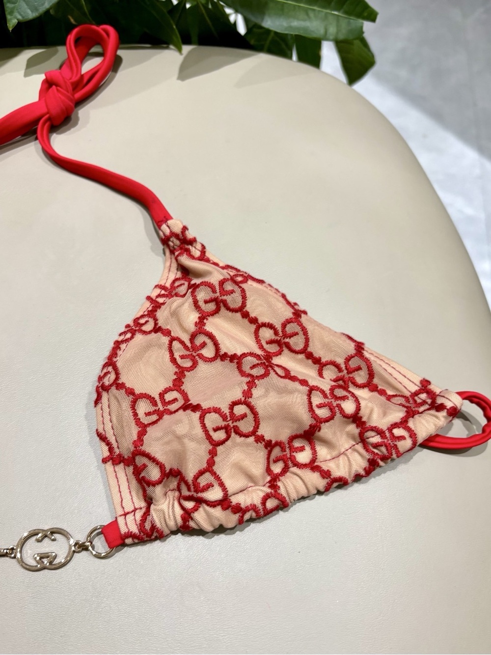 Gucci Beige and Red GG Logo Triangle Bikini Set - Picture 4 of 9